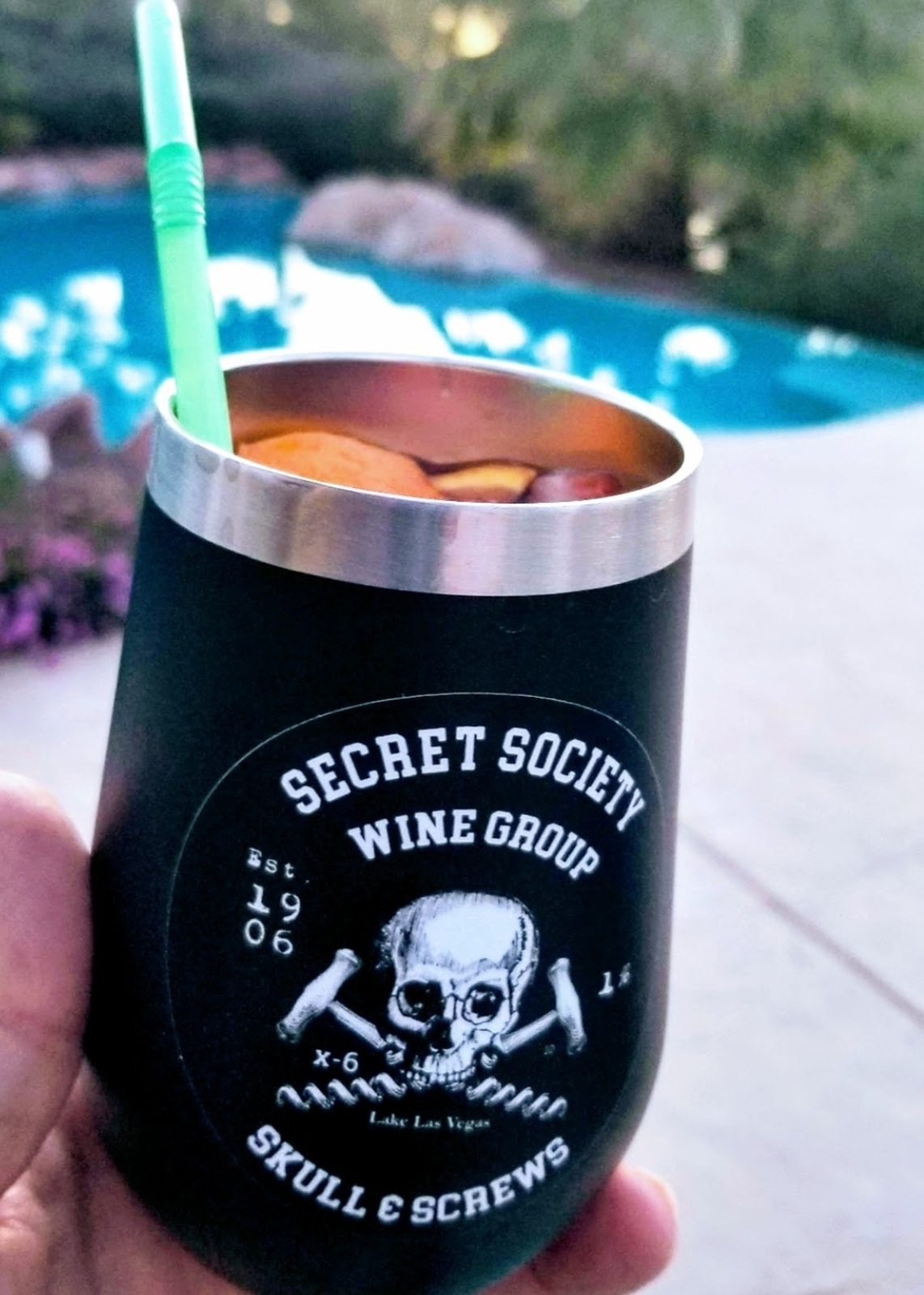 Round Tumbler with Straw